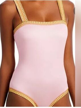 PilyQ Platinum insp. by Solange
Crochet Trim Square Neck One Piece sz L